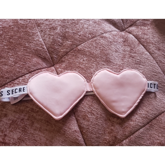 Victoria's Secret Accessories - FREE W PURCHASE READ DESCRIPTION
